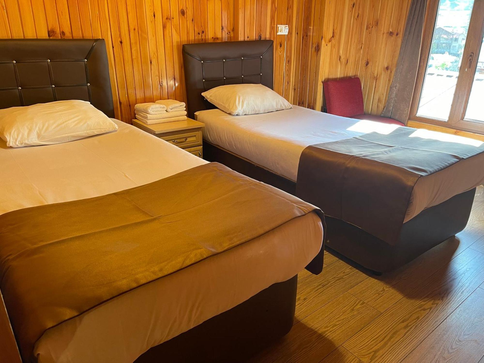 Ozkan Otel Uzungöl Esterno foto